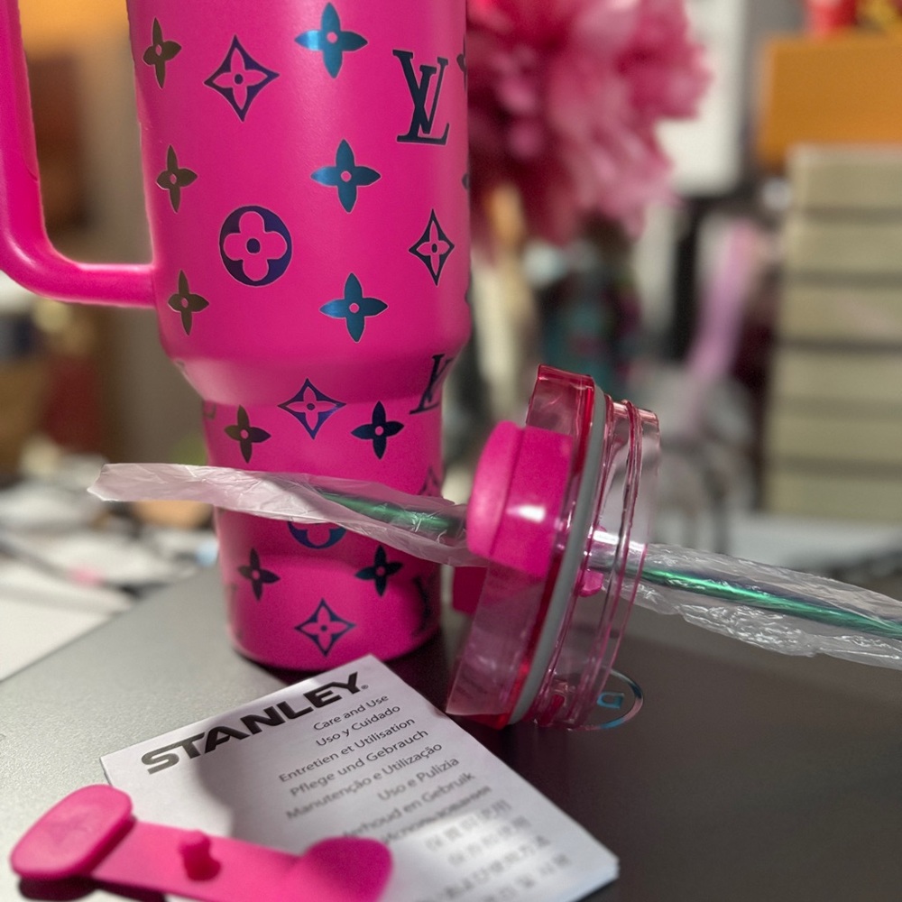 Stanley Pink Tumbler with Gold Accents LV design NEW - Picture 9 of 9